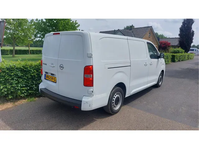 Opel Vivaro 2.0 CDTI L2H1 Edition 2021 Diesel 2