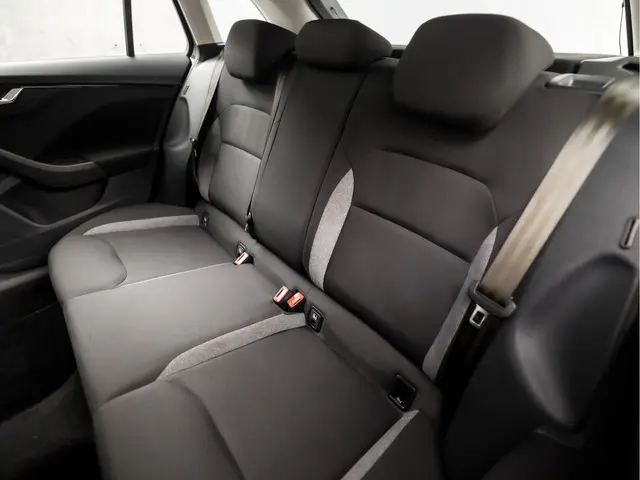 Škoda Scala 1.0 TSI Active Sport 2020 Benzine 15