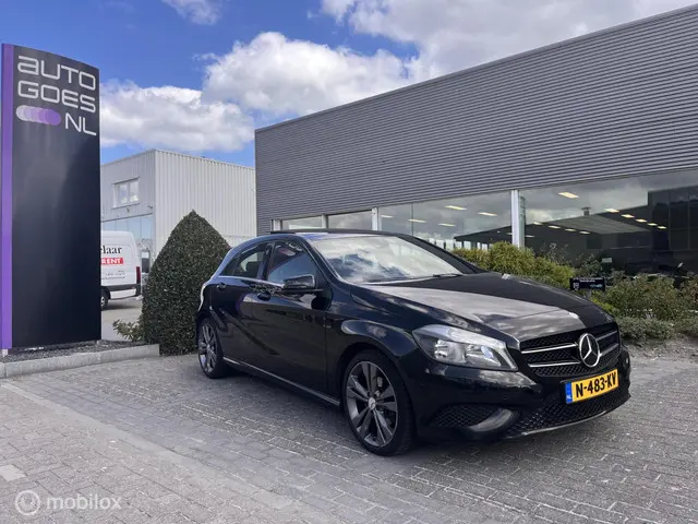 Mercedes-Benz A-Klasse 200 Ambition 2013 Benzine