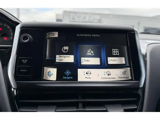 Peugeot 208 1.2 VTi Envy 2014 Benzine 14