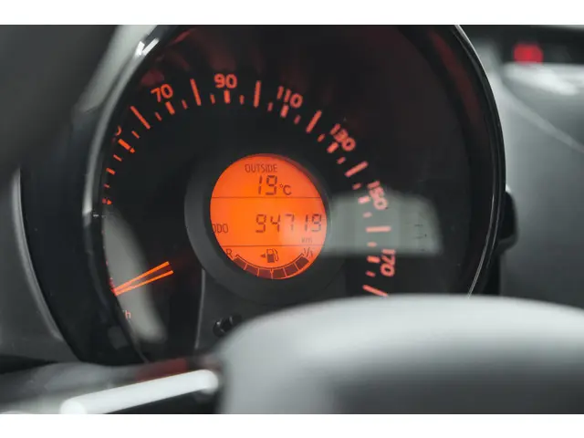 Peugeot 108 1.0 e-VTi Active 2022 Benzine 38