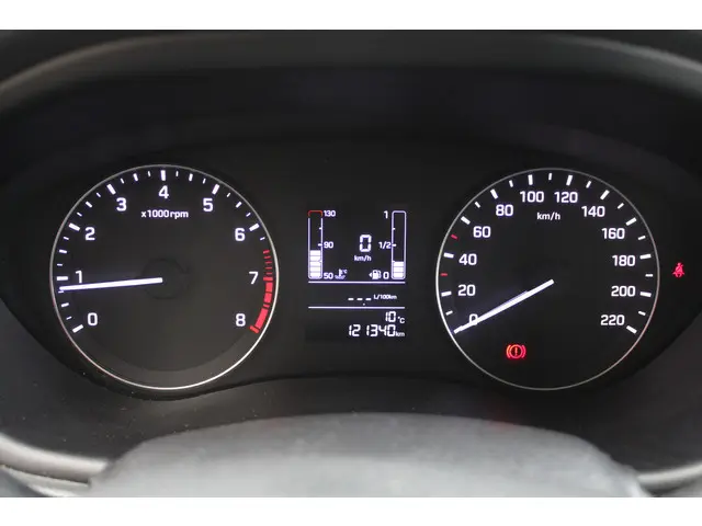 Hyundai i20 Coupé 1.0 T-GDI Comfort 2016 Benzine 14