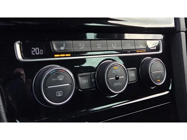 Volkswagen Golf 1.2 TSI Allstar 2016 Benzine 17