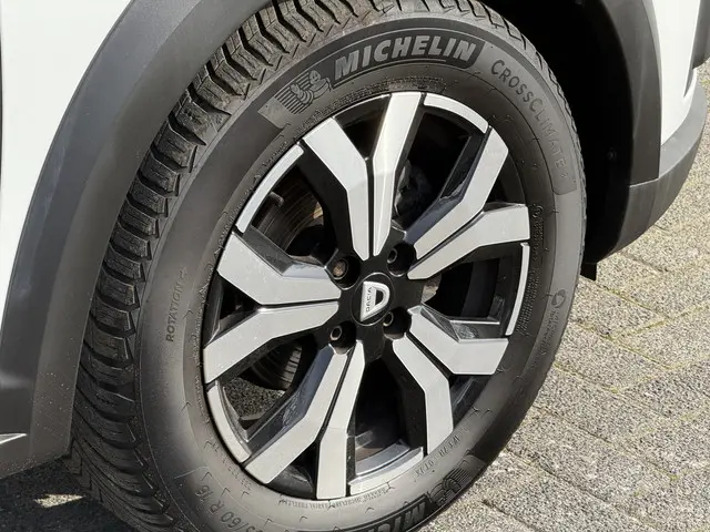 Dacia Sandero 1.0 TCe 90 Essential 2022 LPG/Gas 9