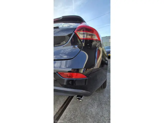 Volvo V40 1.6 T3 Momentum 2013 Benzine 17