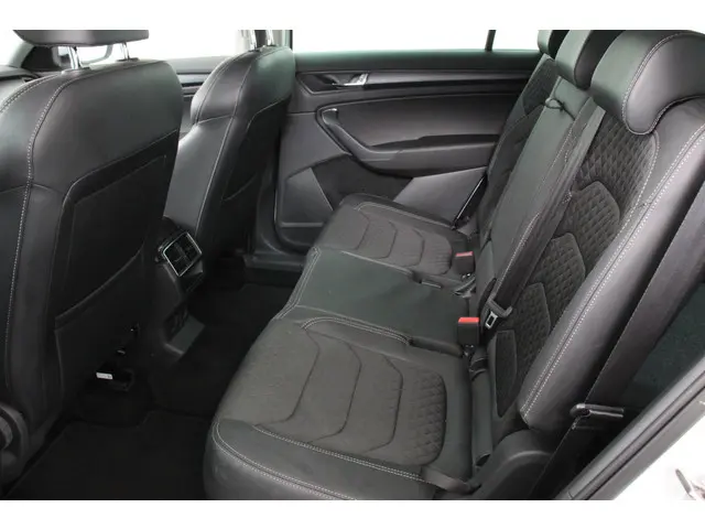 Škoda Kodiaq 1.5 TSI DSG Ambition 7 persoons 2020 Benzine 9