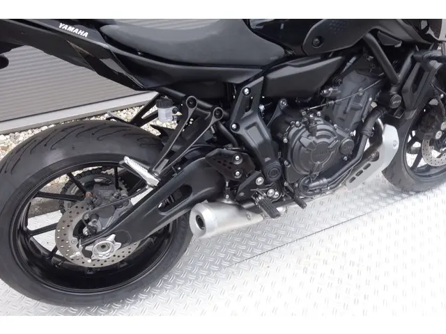 Yamaha MT 07 ABS 2021 Benzine 10