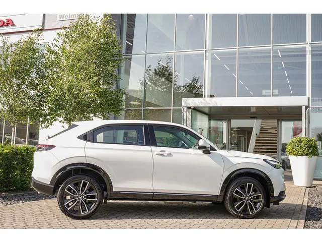 Honda HR-V 1.5i e:HEV ADVANCE 2024 Hybride Benzine 65