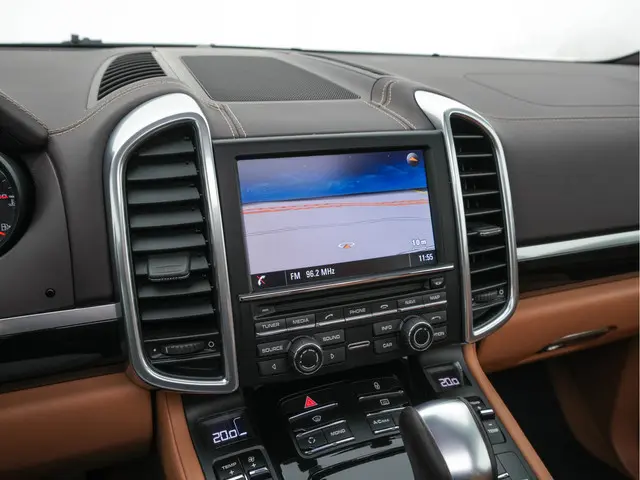 Porsche Cayenne 4.2 D S 2013 Diesel 13