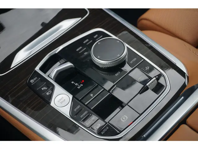 BMW X5 xDrive50e 2025 Hybride Benzine 21