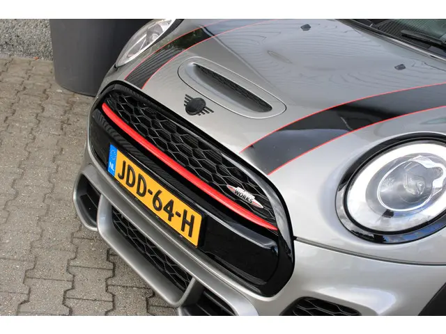 MINI Cooper Mini 2.0 John Works Chili 2018 Benzine 28