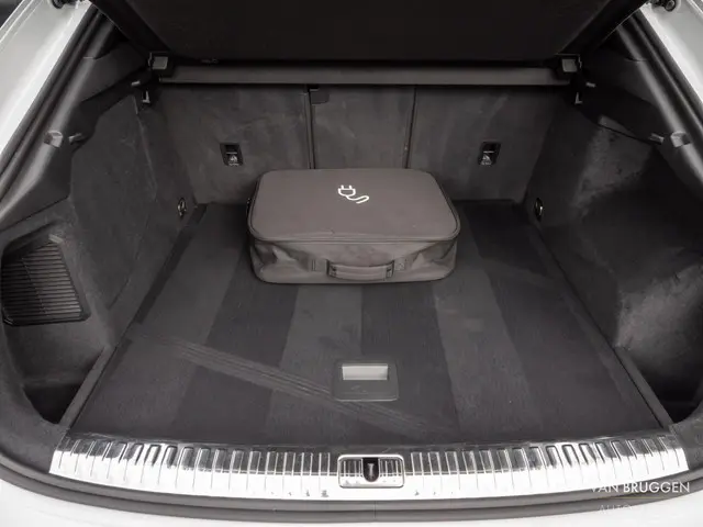 Audi Q3 Sportback 45 TFSI e S-Line 2022 Hybride Benzine 9