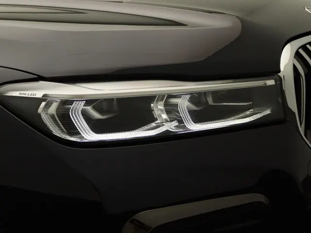 BMW 7 Serie Sedan 745e 2020 Hybride Benzine 47