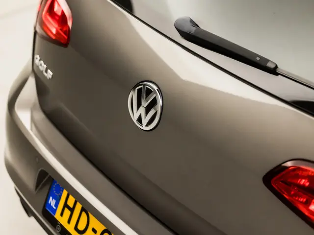 Volkswagen Golf 1.0 TSI Sportline 2015 Benzine 27