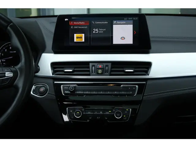 BMW X2 xDrive25e High Executive 2020 Hybride Benzine 35