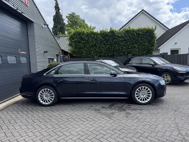 Audi A8 3.0 TDI quattro Lang Comfort Edition 2016 Diesel 4