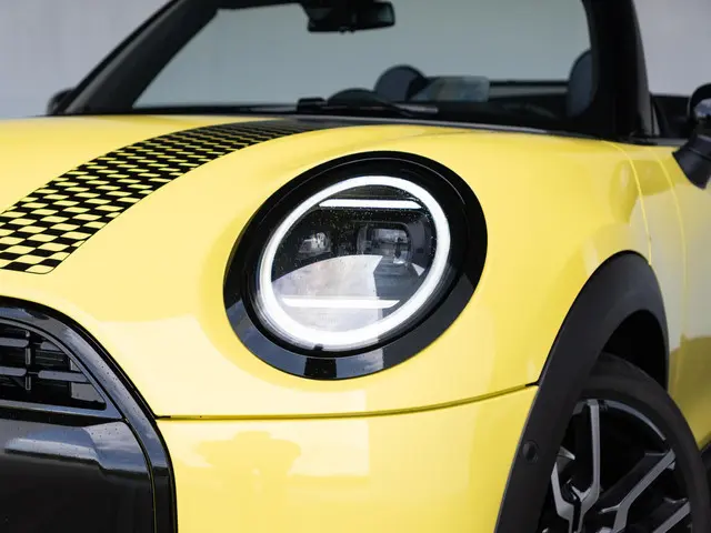 MINI Cabrio C 2025 Benzine 9
