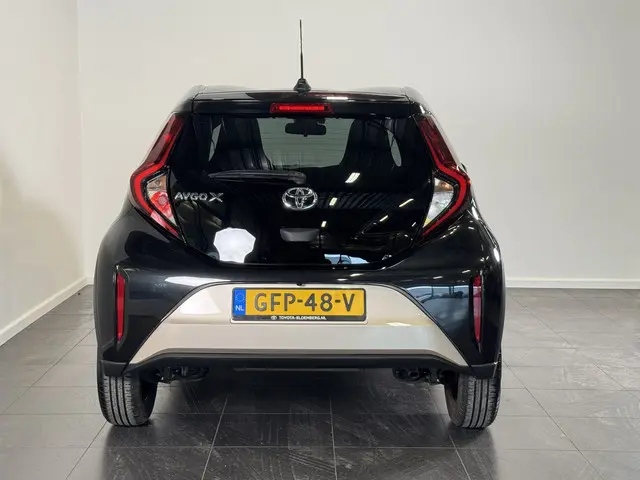 Toyota Aygo X 1.0 VVT-i S-CVT Pulse 2024 Benzine 4
