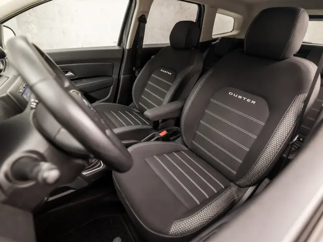 Dacia Duster 1.2 TCe Prestige Sport 2018 Benzine 15