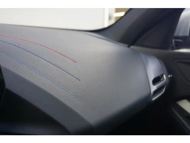 BMW 1 Serie 120 2024 Benzine 17