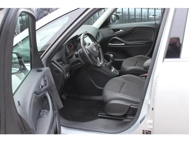 Opel Zafira 3