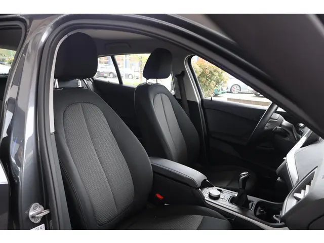 BMW 1 Serie 118i 2021 Benzine 7