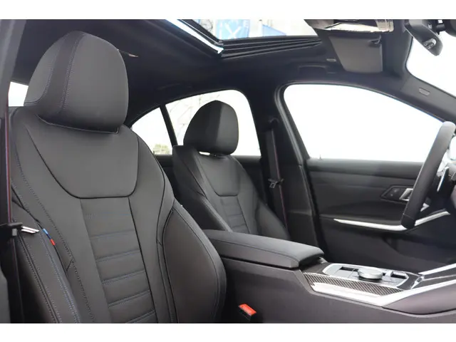 BMW 3 Serie 330e xDrive 2025 Hybride Benzine 11