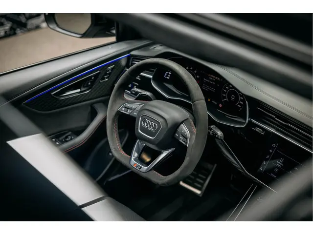 Audi RSQ8 4.0 TFSI RS Q8 quattro 2023 Hybride Benzine 18