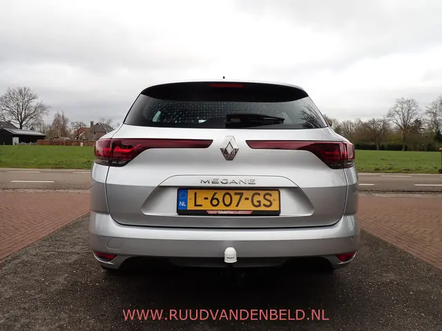 Renault Mégane Estate 1.3 TCe Business Zen 2021 Benzine 24