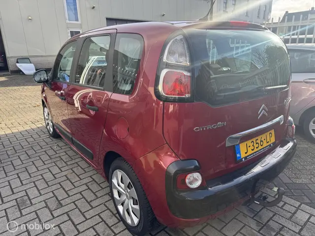 Citroën C3 Picasso 1.4 VTi Attraction 2012 Benzine 16