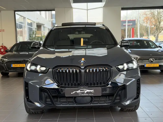 BMW X5 xDrive50e 2023 Hybride Benzine 4