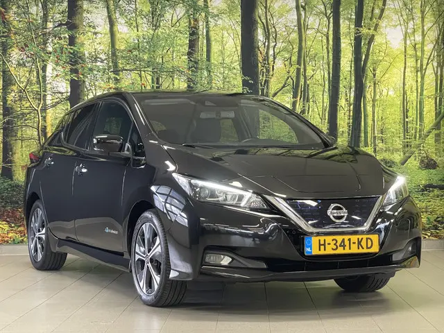 Nissan Leaf N-Connecta 40 kWh 2020 Elektrisch 3