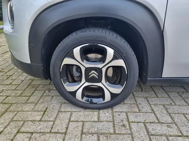 Citroën C3 Aircross 1.2 PureTech S&S Shine 2019 Benzine 7