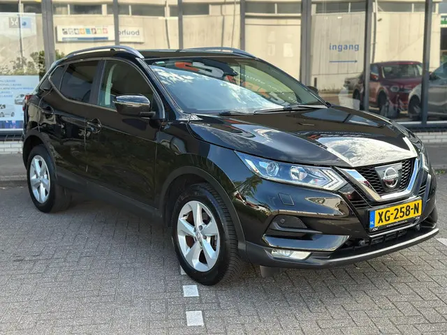 Nissan QASHQAI 1.2 N-Connecta l PANO 2017 Benzine 16