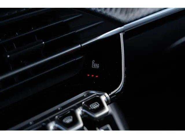 Peugeot e-208 EV Style 50 kWh 2024 Elektrisch 17