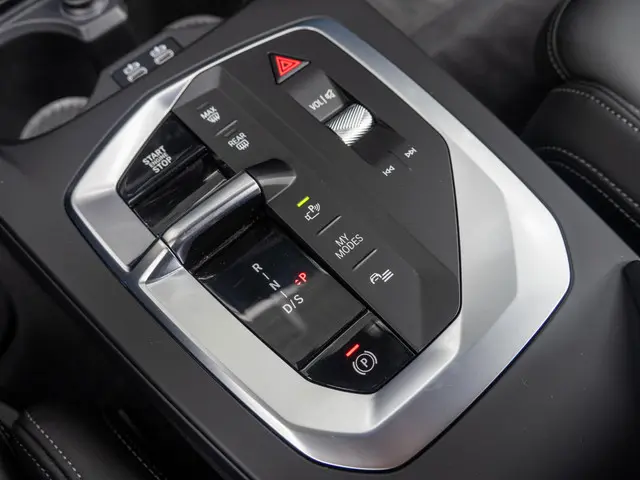 BMW 1 Serie 120 2025 Benzine 30