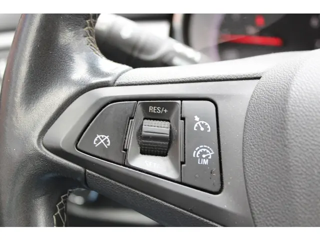 Opel Astra Sports Tourer 1.4 Edition 2022 Benzine 16