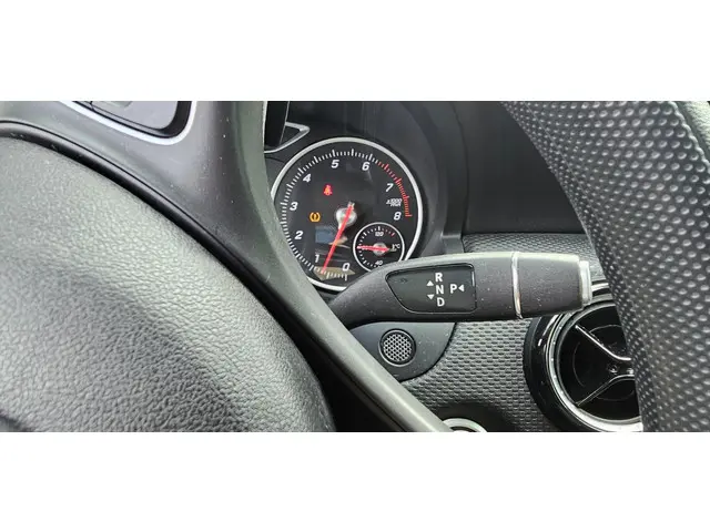 Mercedes-Benz A-Klasse 160 Business 2017 Benzine 25