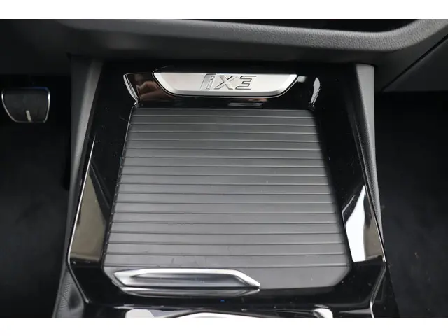 BMW iX3 High Executive Edition 80 kWh 2025 Elektrisch 30