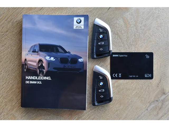 BMW iX3 High Executive 80 kWh 2021 Elektrisch 33