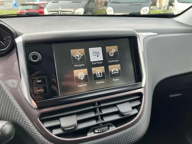 Peugeot 2008 1.2 PureTech Style 2015 Benzine 22