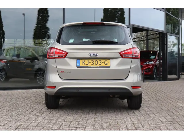 Ford B-MAX 1.0 ECOBOOST TITANIUM 2015 Benzine 6