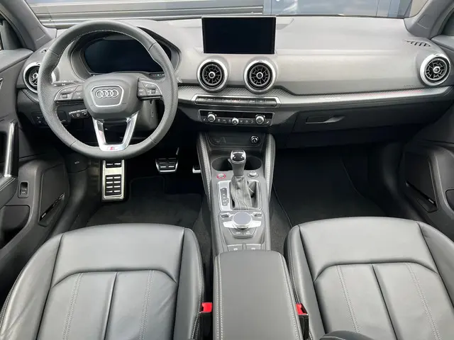 Audi SQ2 2.0 TFSI quattro 2023 Benzine 26