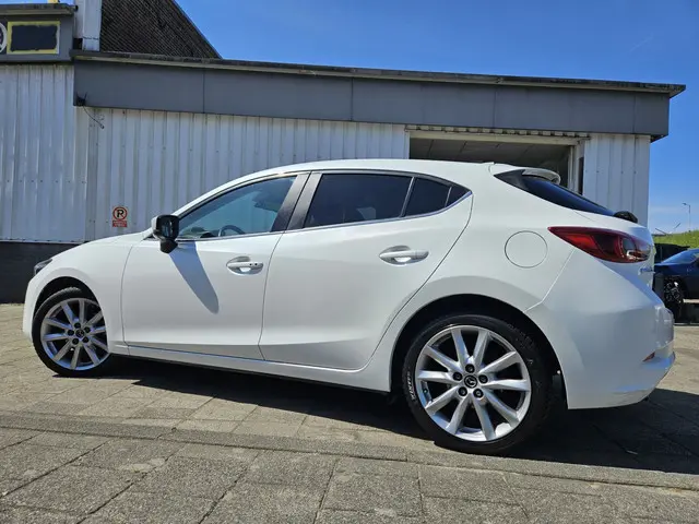 Mazda 3 2.2 SkyActiv-D 150 GT-M 2018 Diesel 7