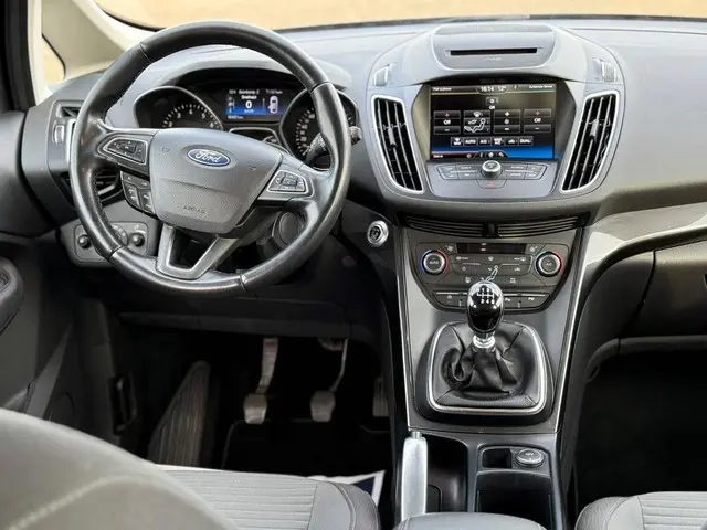 Ford C-MAX Dealer Onderhouden 2016 Benzine 9