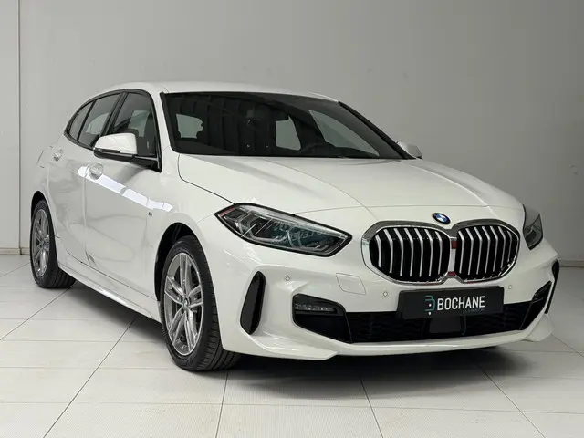 BMW 1 Serie 118i High Executive 2020 Benzine 8