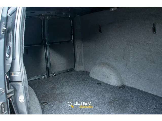 Mercedes-Benz Vito Lang 2016 Diesel 4