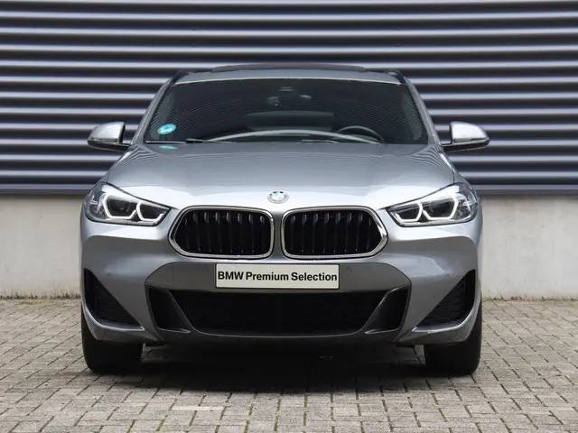 BMW X2 sDrive18i 2022 Benzine 3