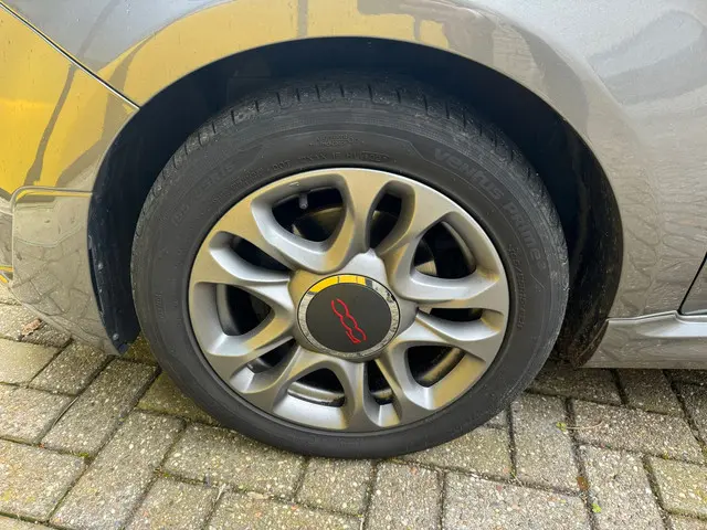 Fiat 500 Turbo Sport S, Half leer, Clima, LMV 2017 Benzine 9