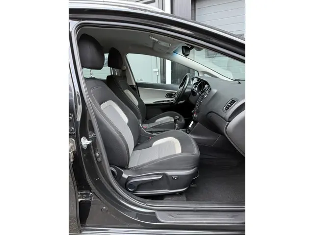 Kia cee'd Sportswagon 1.6 GDI Super Pack 2013 Benzine 7